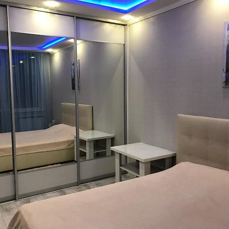 Luxe Apartment On Drahomanova Kijów Zewnętrze zdjęcie