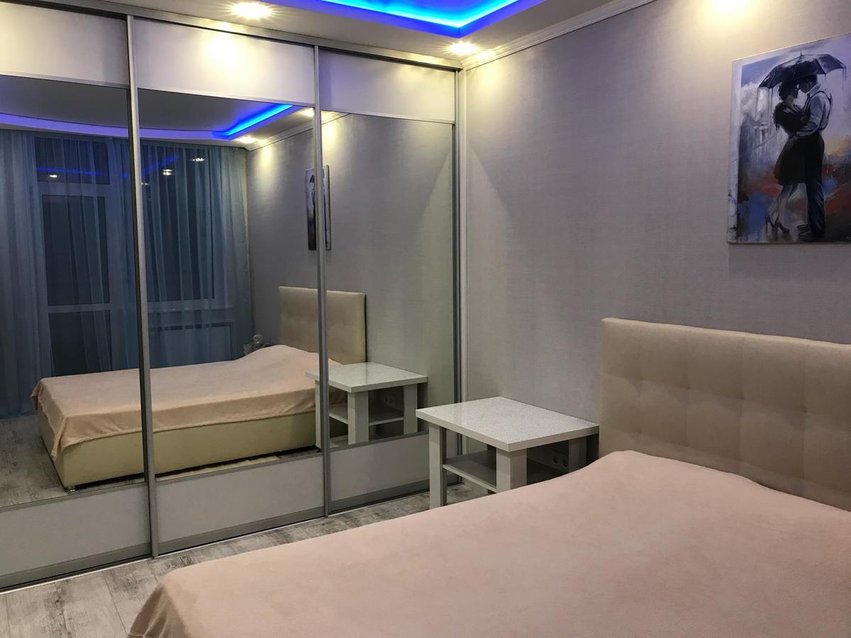 Luxe Apartment On Drahomanova Kijów Zewnętrze zdjęcie